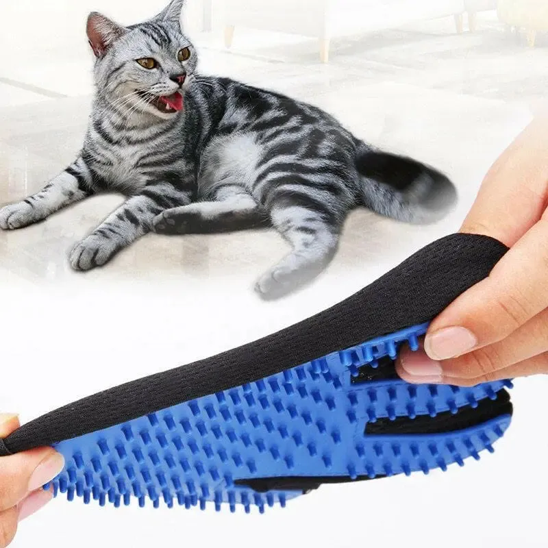 Gentle Grooming Glove for Cats and Dogs